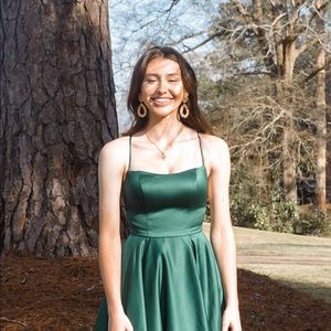 Meet your Posher, Courtney